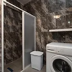 דירה Maria House