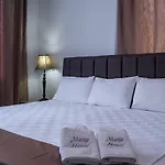 דירה Maria House