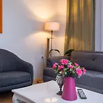 דירה Maria House