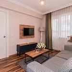 Maria House 아파트 *